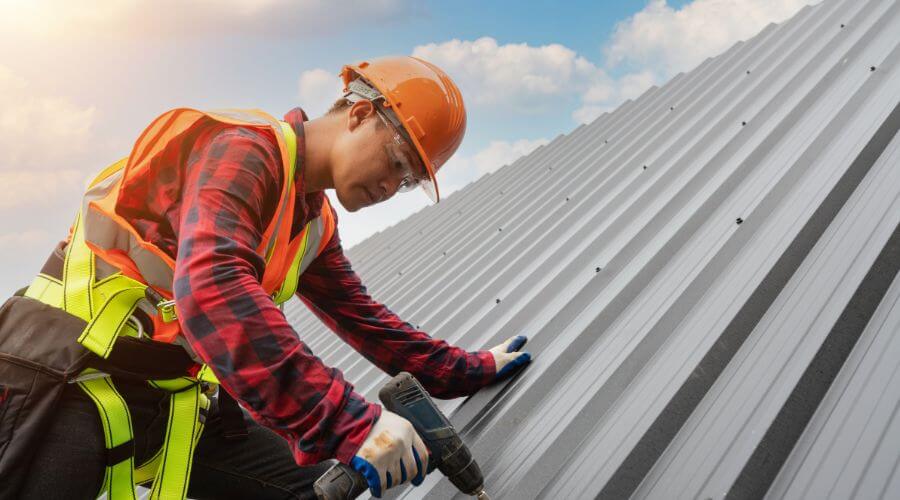 Owens Corning roofing contractor in Neosho Falls, KS